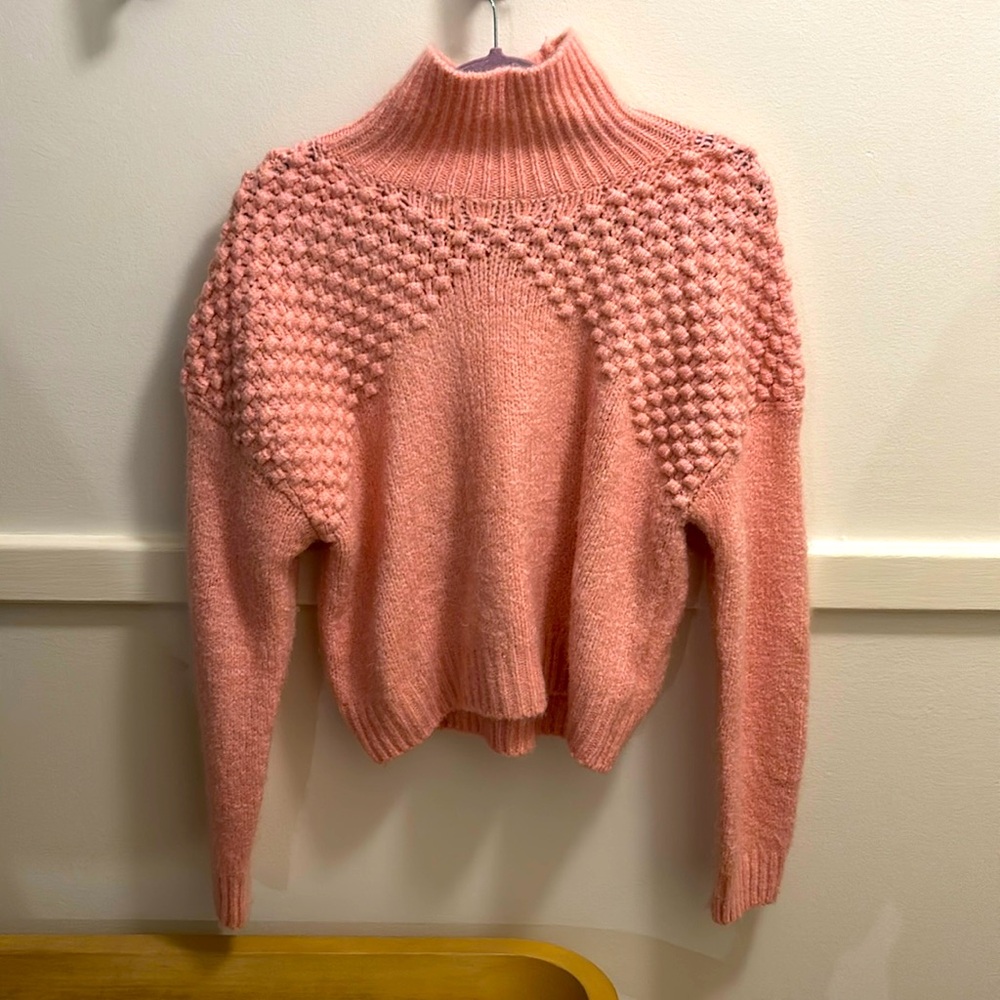 Size small pink free people turtleneck sweater- new without tags